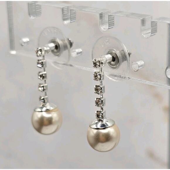 Roman SU Beaded Earrings RMN Pierced Dangle Clear Sparkly Rhinestone Silver Tone - Picture 1 of 7